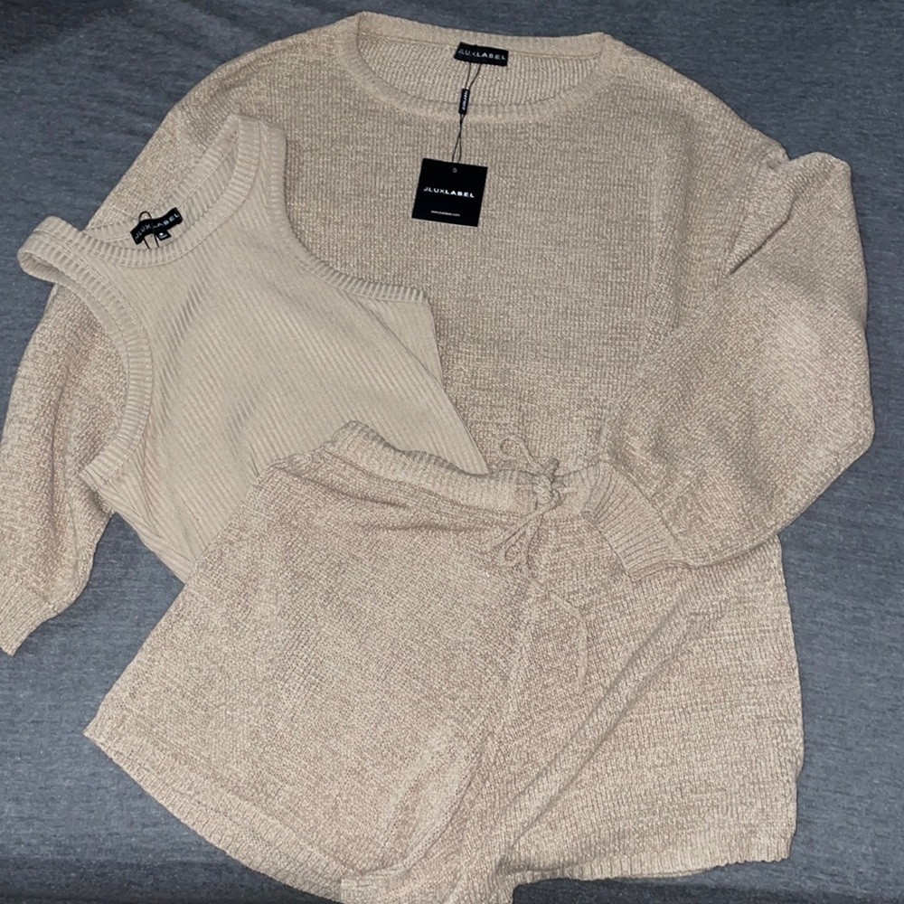 Jluxlabel knit 3 piece set size medium taupe